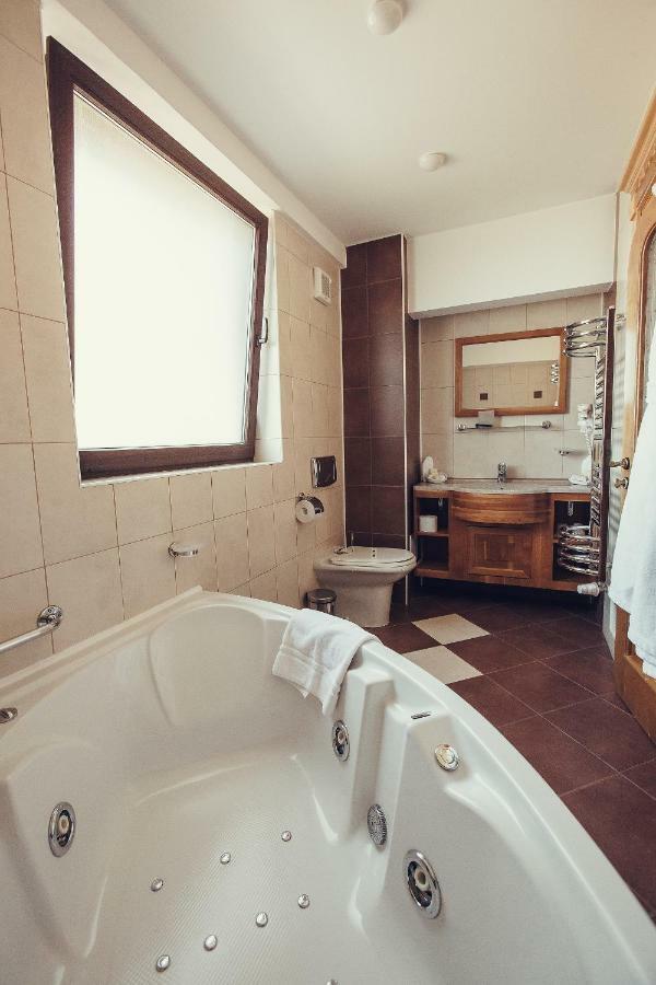 Denisa Boutique Otel Poiana Braşov Dış mekan fotoğraf